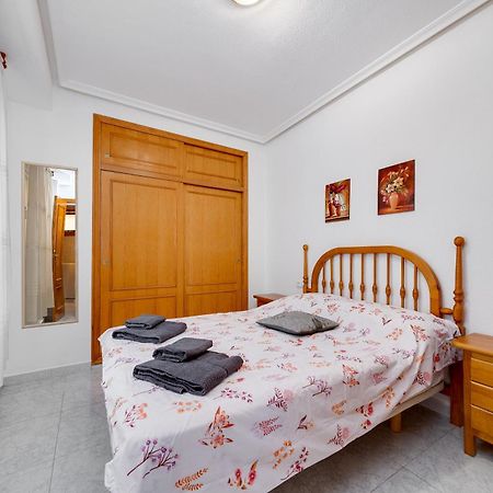 Lovely Apartment Near The Sea Τορεβιέχα Εξωτερικό φωτογραφία