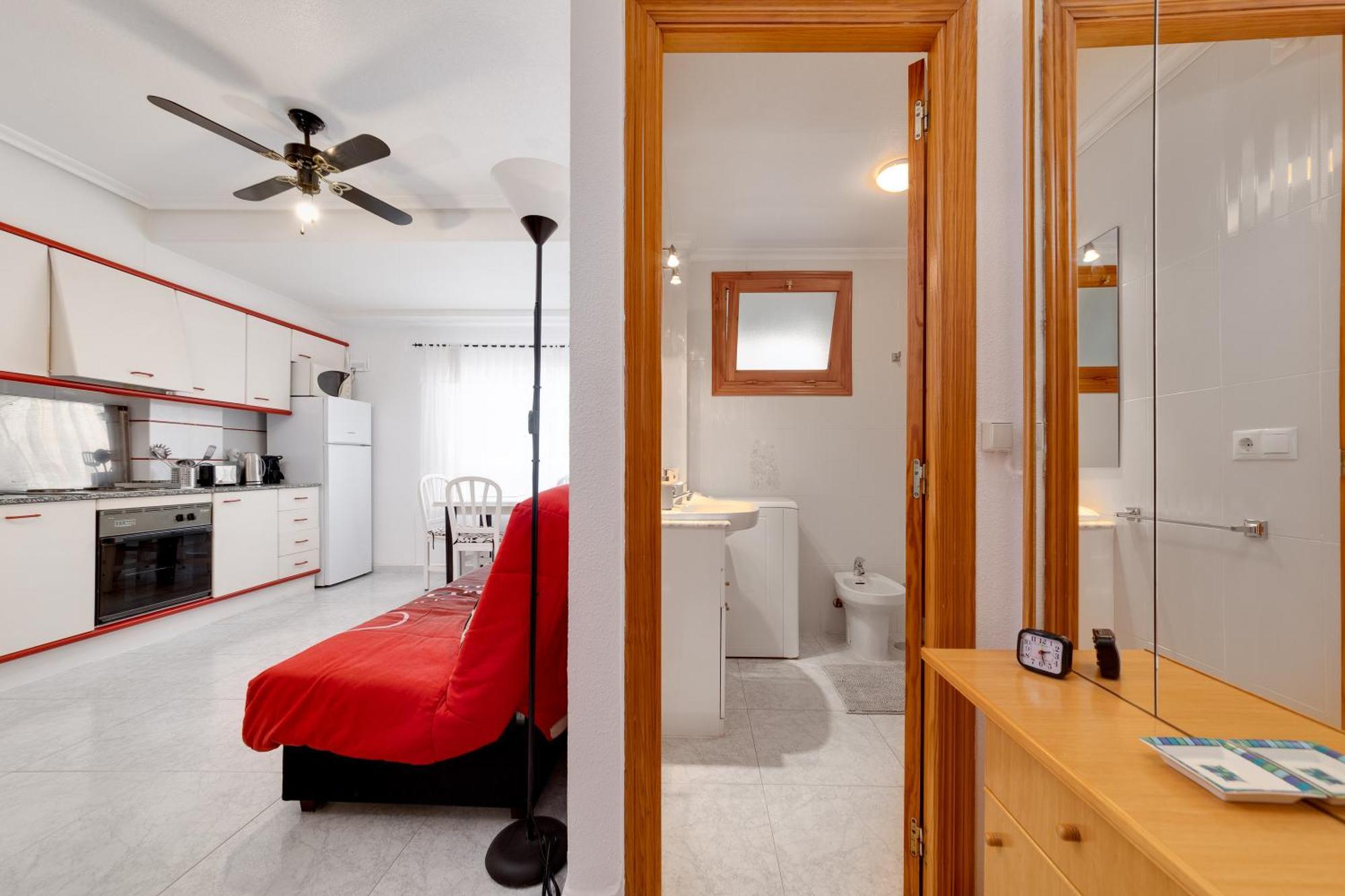 Lovely Apartment Near The Sea Τορεβιέχα Εξωτερικό φωτογραφία