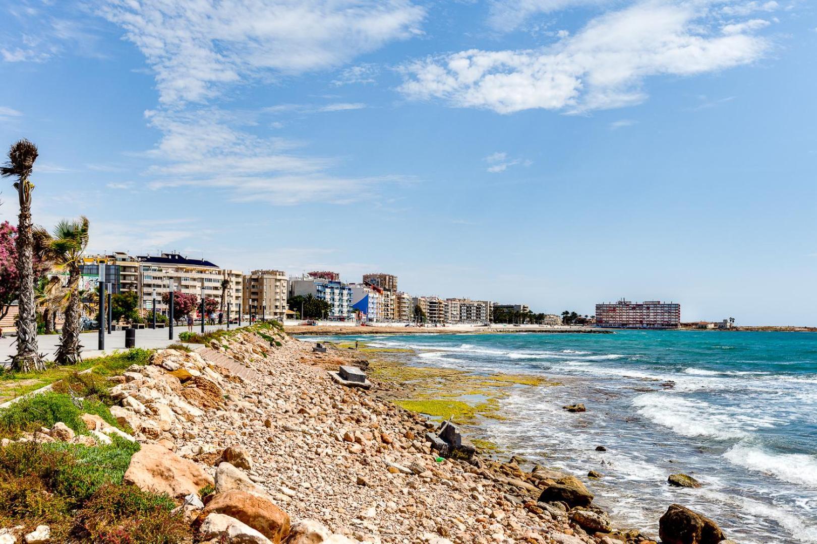 Lovely Apartment Near The Sea Τορεβιέχα Εξωτερικό φωτογραφία